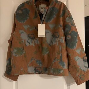 NWT Women’s COS Floral Jacket in Brown and Blue Floral Pattern. Small.